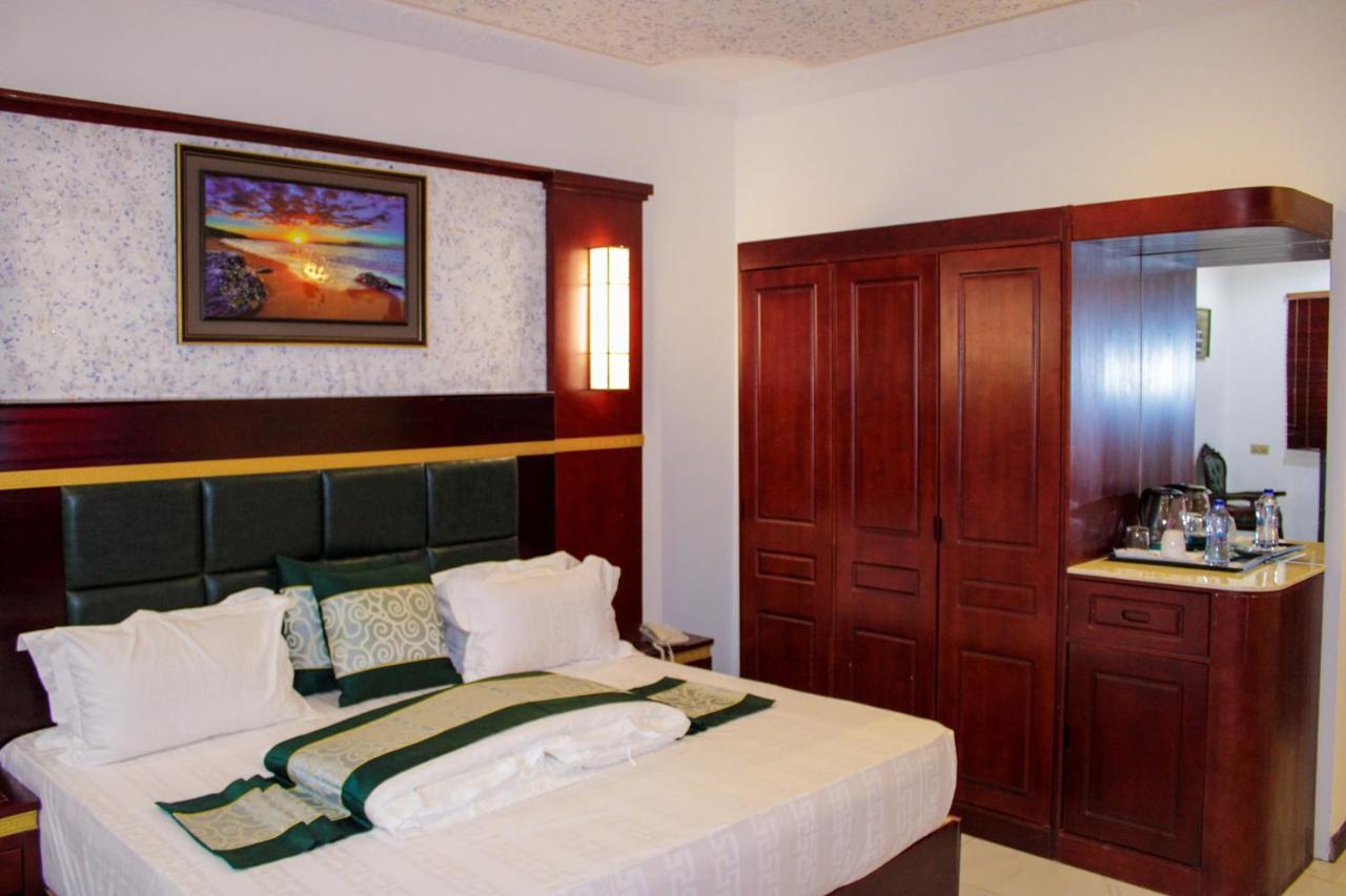 Dellagio Hotel Wa Esterno foto